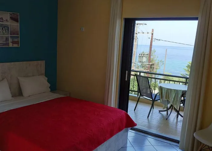 Marianna Πανσιόν Σκάλα Καλλιράχης